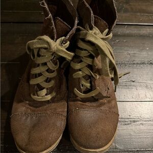 Nine West Brown Lace-Up Boots